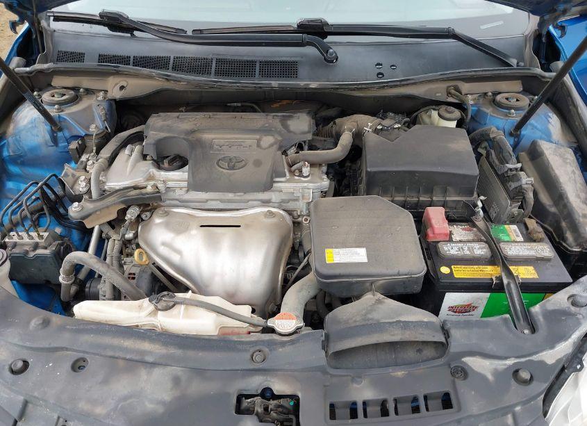 Photo 10 of 2016 Toyota Camry SE (VIN 4T1BF1FKXGU561178)