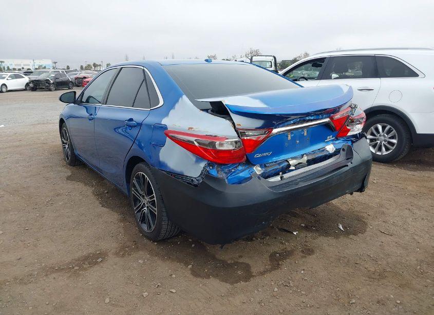 Photo 3 of 2016 Toyota Camry SE (VIN 4T1BF1FKXGU561178)