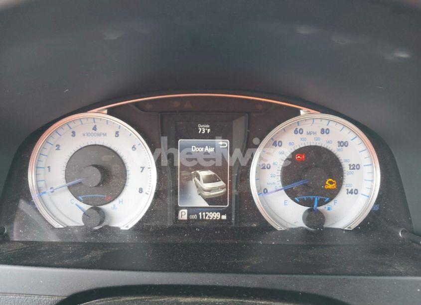 Photo 7 of 2016 Toyota Camry SE (VIN 4T1BF1FKXGU563044)