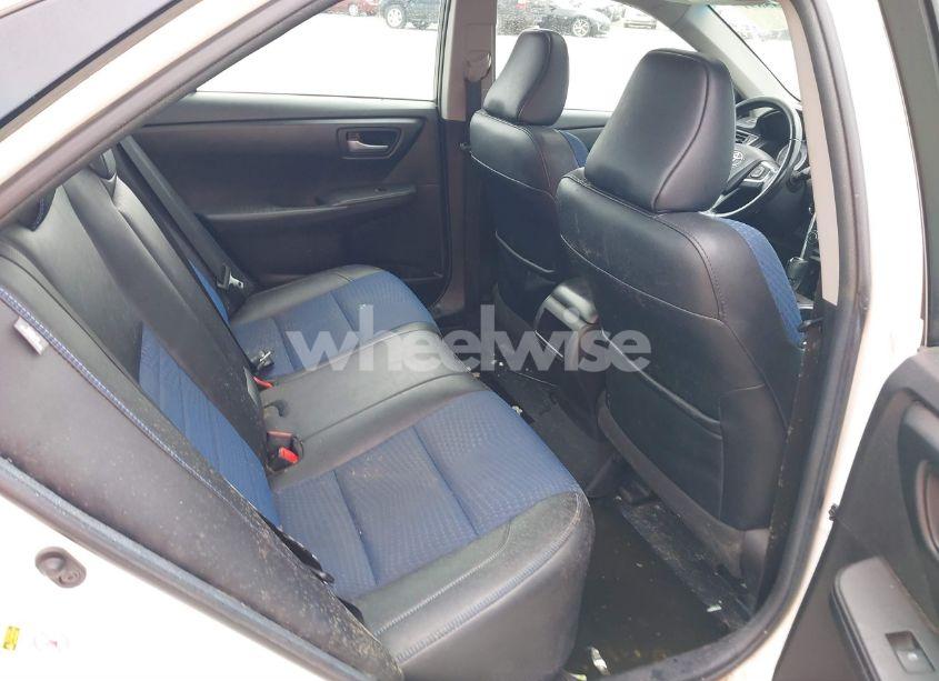 Photo 8 of 2016 Toyota Camry SE (VIN 4T1BF1FKXGU563044)