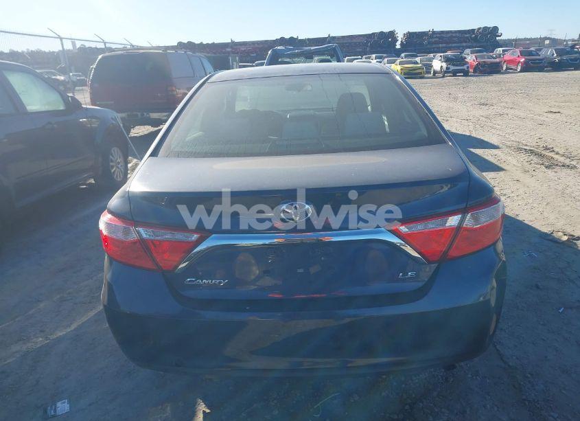 Photo 16 of 2016 Toyota Camry LE/SE/XLE/XSE (VIN 4T1BF1FKXGU586100)
