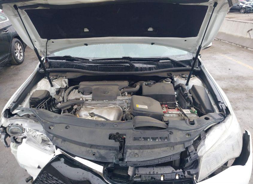 Photo 10 of 2016 Toyota Camry XSE (VIN 4T1BF1FKXGU589000)