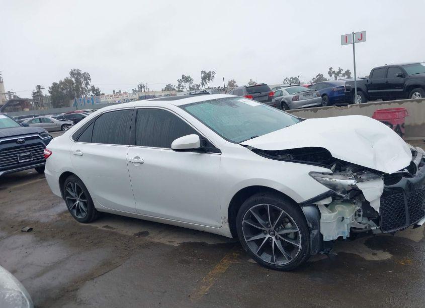 Photo 12 of 2016 Toyota Camry XSE (VIN 4T1BF1FKXGU589000)