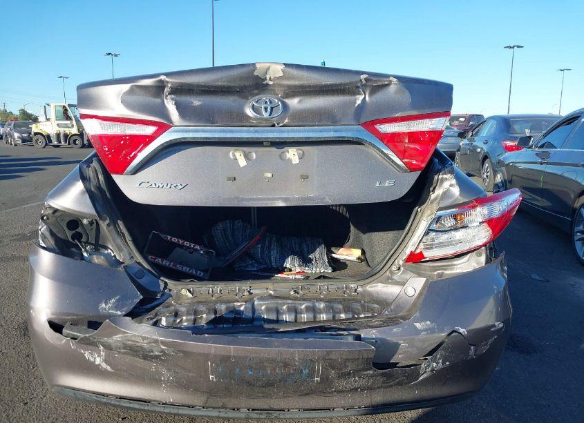 Photo 6 of 2016 Toyota Camry LE (VIN 4T1BF1FKXGU601503)