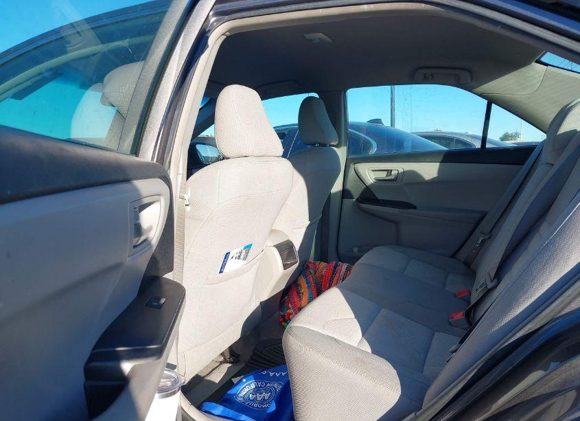 Photo 8 of 2016 Toyota Camry LE (VIN 4T1BF1FKXGU601503)