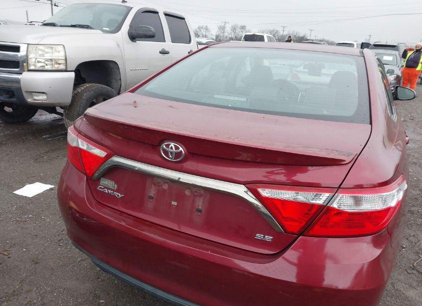 Photo 16 of 2016 Toyota Camry SE (VIN 4T1BF1FKXGU614672)