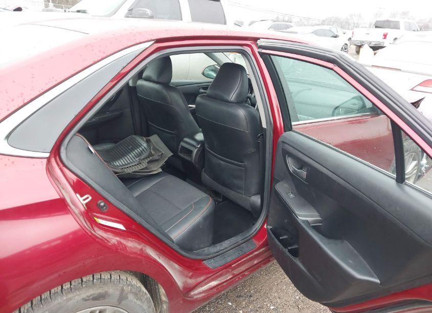 Photo 8 of 2016 Toyota Camry SE (VIN 4T1BF1FKXGU614672)