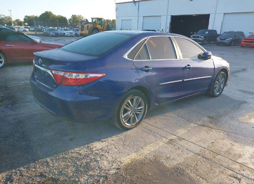 Photo 4 of 2016 Toyota Camry SE (VIN 4T1BF1FKXGU999764)