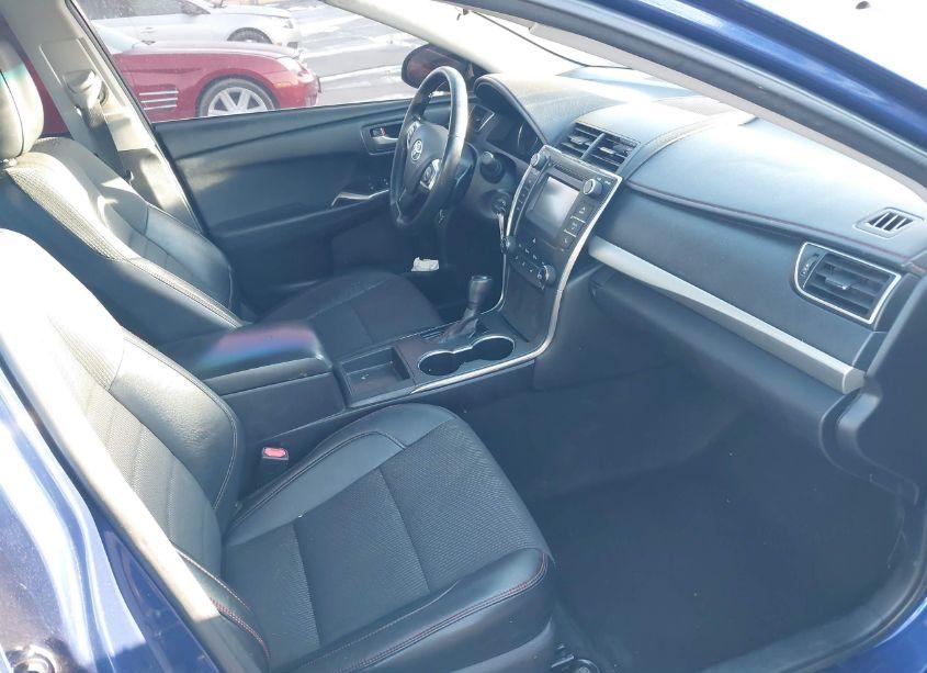 Photo 5 of 2016 Toyota Camry SE (VIN 4T1BF1FKXGU999764)