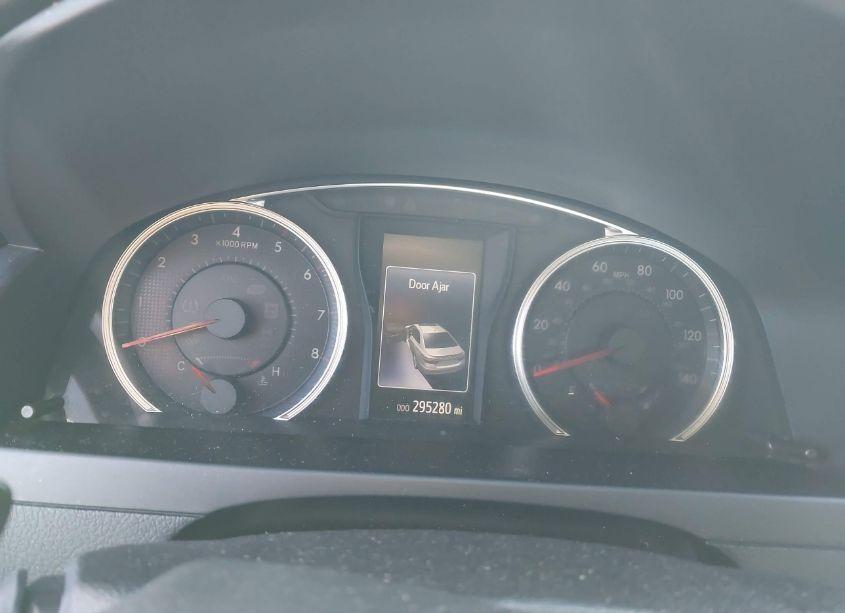 Photo 7 of 2016 Toyota Camry SE (VIN 4T1BF1FKXGU999764)