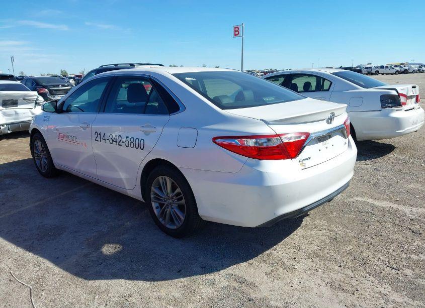Photo 3 of 2017 Toyota Camry SE (VIN 4T1BF1FKXHU280340)