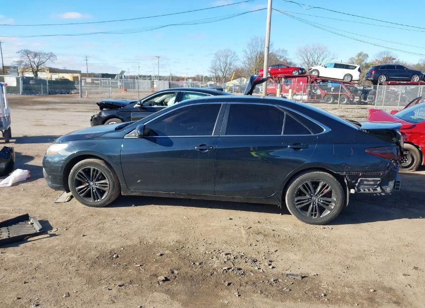 Photo 15 of 2017 Toyota Camry SE (VIN 4T1BF1FKXHU283495)