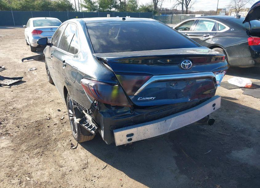 Photo 3 of 2017 Toyota Camry SE (VIN 4T1BF1FKXHU283495)