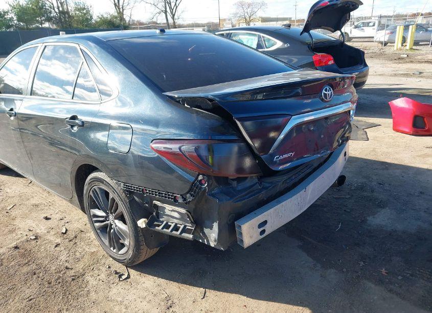 Photo 6 of 2017 Toyota Camry SE (VIN 4T1BF1FKXHU283495)