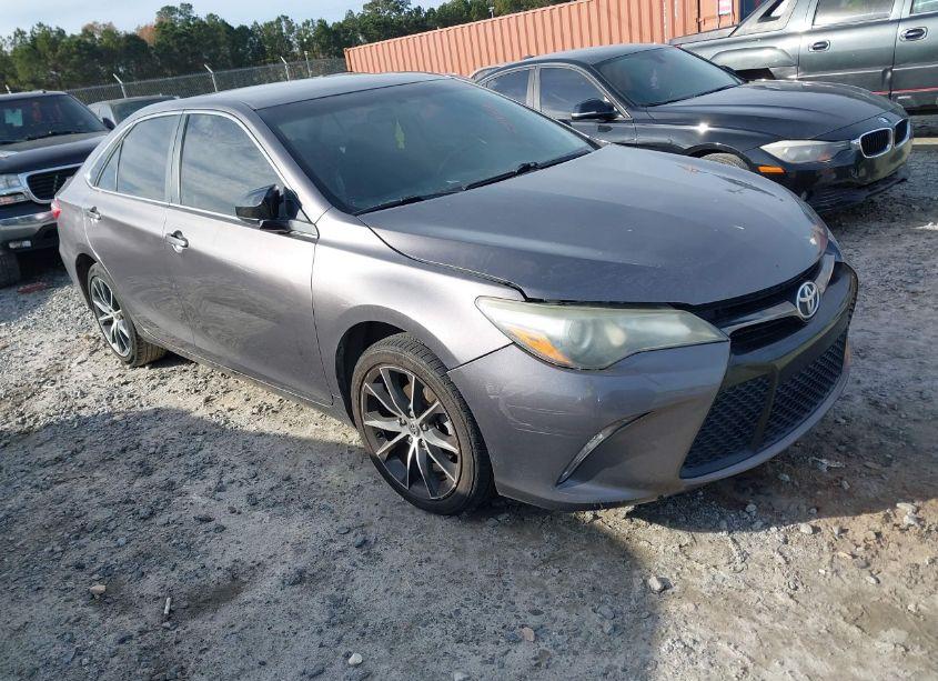 2017 Toyota Camry XSE (VIN 4T1BF1FKXHU297719) main photo