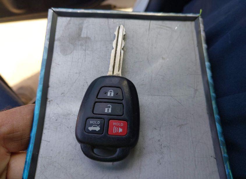 Photo 11 of 2017 Toyota Camry SE (VIN 4T1BF1FKXHU424193)