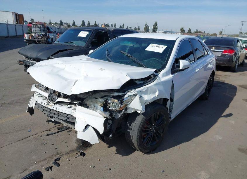 Photo 2 of 2017 Toyota Camry SE (VIN 4T1BF1FKXHU424193)