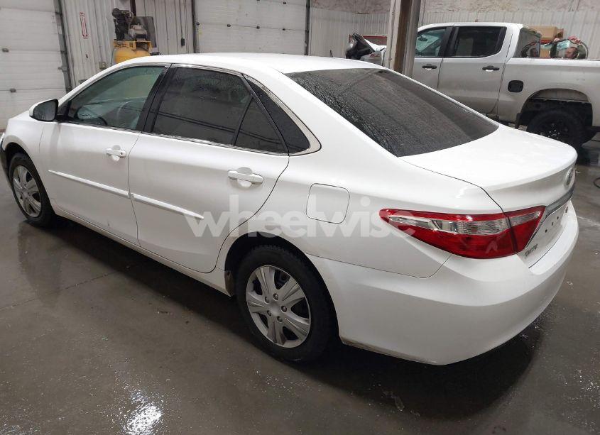 Photo 3 of 2017 Toyota Camry LE (VIN 4T1BF1FKXHU449191)