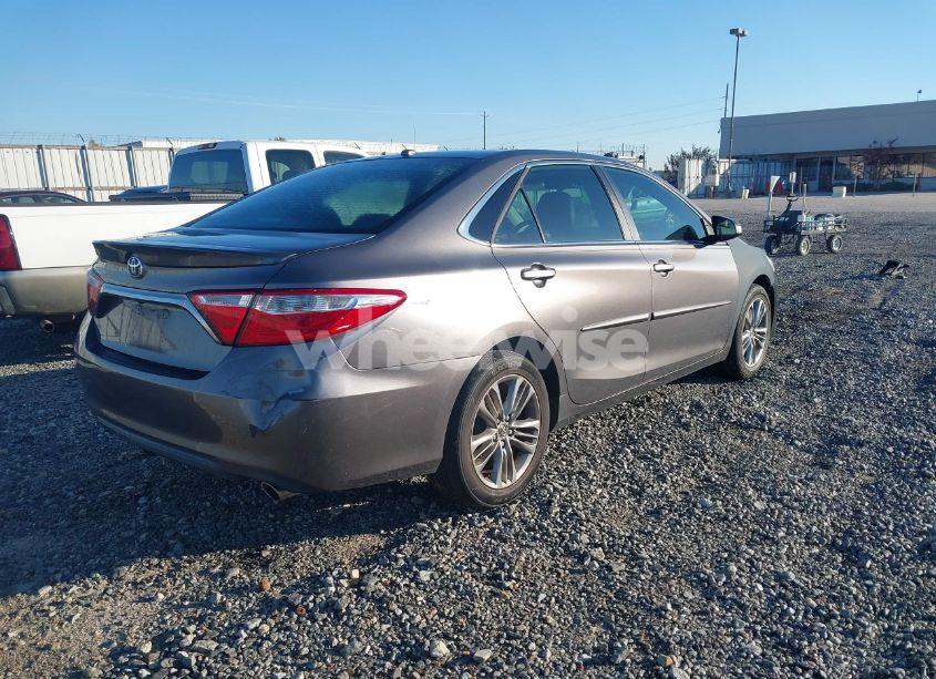 Photo 4 of 2017 Toyota Camry SE (VIN 4T1BF1FKXHU451863)