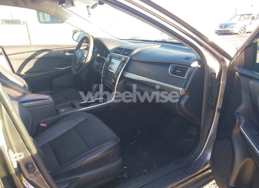 Photo 5 of 2017 Toyota Camry SE (VIN 4T1BF1FKXHU451863)