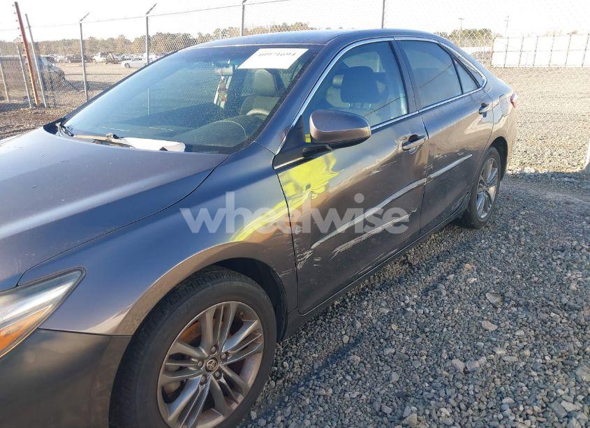 Photo 6 of 2017 Toyota Camry SE (VIN 4T1BF1FKXHU451863)