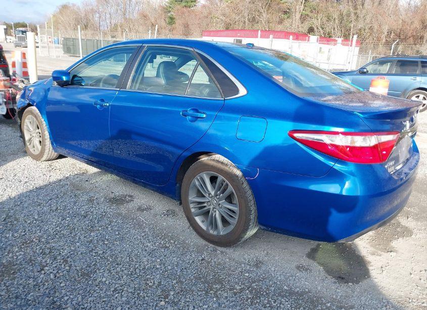 Photo 3 of 2017 Toyota Camry SE (VIN 4T1BF1FKXHU622434)