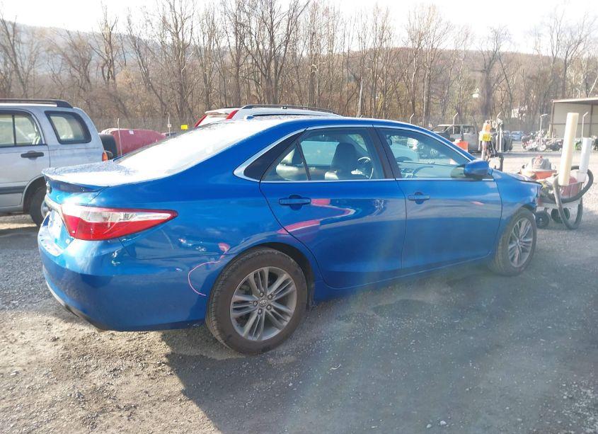 Photo 4 of 2017 Toyota Camry SE (VIN 4T1BF1FKXHU622434)