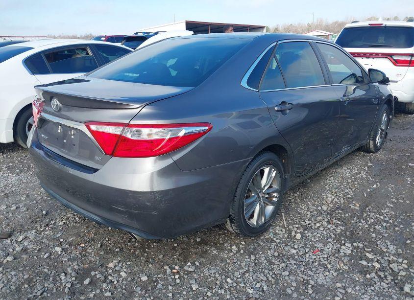 Photo 4 of 2017 Toyota Camry SE (VIN 4T1BF1FKXHU642439)