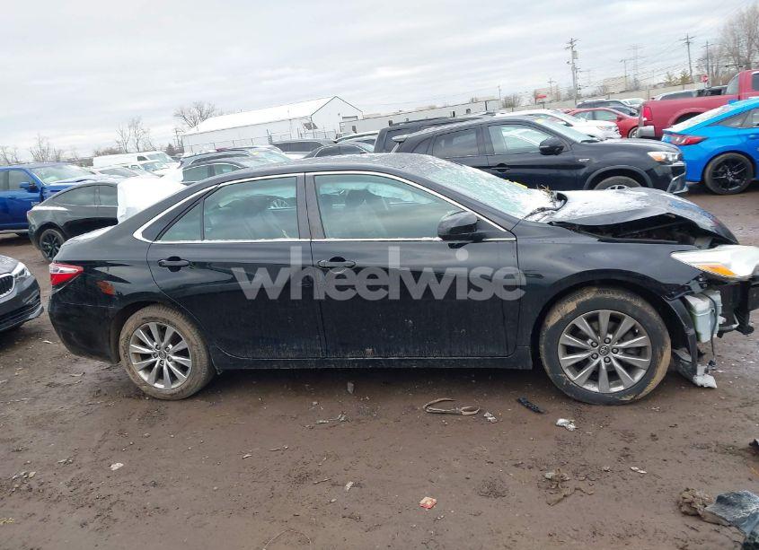 Photo 14 of 2017 Toyota Camry XLE (VIN 4T1BF1FKXHU653571)