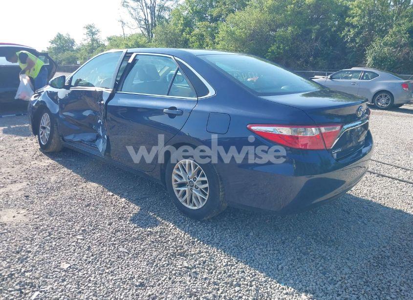 Photo 3 of 2017 Toyota Camry LE (VIN 4T1BF1FKXHU662450)
