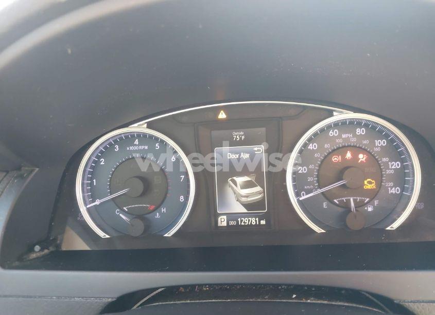 Photo 7 of 2017 Toyota Camry LE (VIN 4T1BF1FKXHU662450)