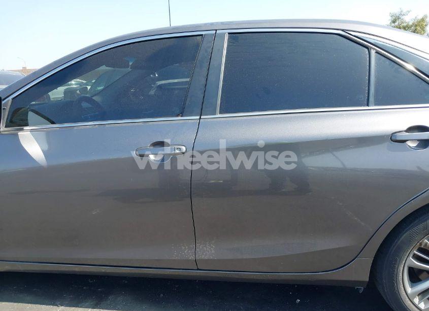 Photo 15 of 2017 Toyota Camry LE/SE/XLE/XSE (VIN 4T1BF1FKXHU670385)