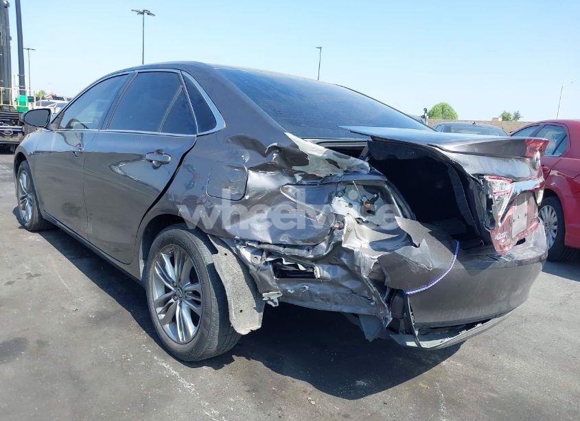 Photo 3 of 2017 Toyota Camry LE/SE/XLE/XSE (VIN 4T1BF1FKXHU670385)