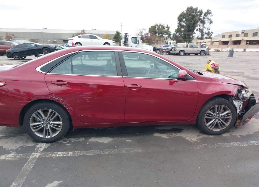 Photo 13 of 2017 Toyota Camry SE (VIN 4T1BF1FKXHU670595)