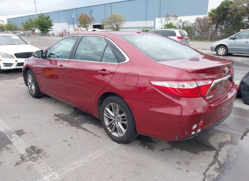 Photo 3 of 2017 Toyota Camry SE (VIN 4T1BF1FKXHU670595)