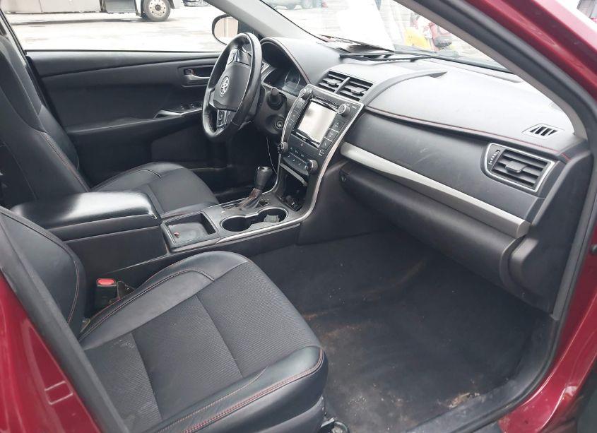 Photo 5 of 2017 Toyota Camry SE (VIN 4T1BF1FKXHU670595)