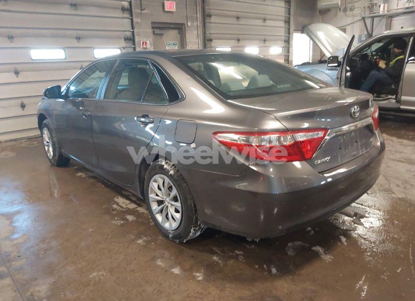 Photo 3 of 2017 Toyota Camry LE (VIN 4T1BF1FKXHU678082)