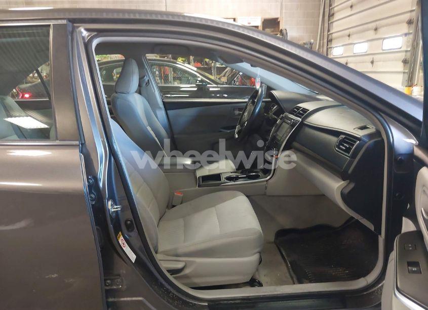 Photo 5 of 2017 Toyota Camry LE (VIN 4T1BF1FKXHU678082)