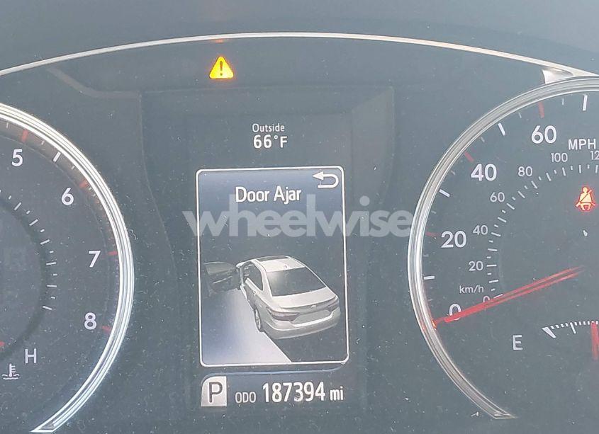 Photo 15 of 2017 Toyota Camry SE (VIN 4T1BF1FKXHU689616)