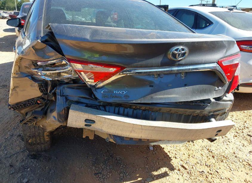 Photo 6 of 2017 Toyota Camry LE (VIN 4T1BF1FKXHU699434)