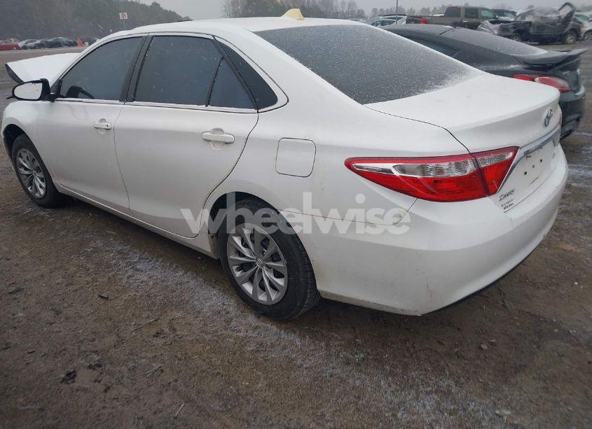 Photo 3 of 2017 Toyota Camry LE (VIN 4T1BF1FKXHU731265)