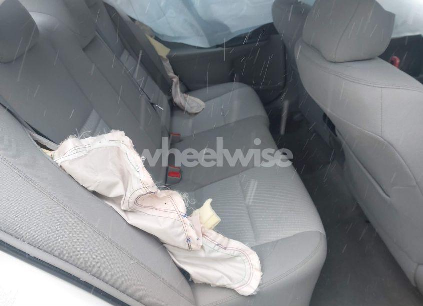 Photo 8 of 2017 Toyota Camry LE (VIN 4T1BF1FKXHU731265)