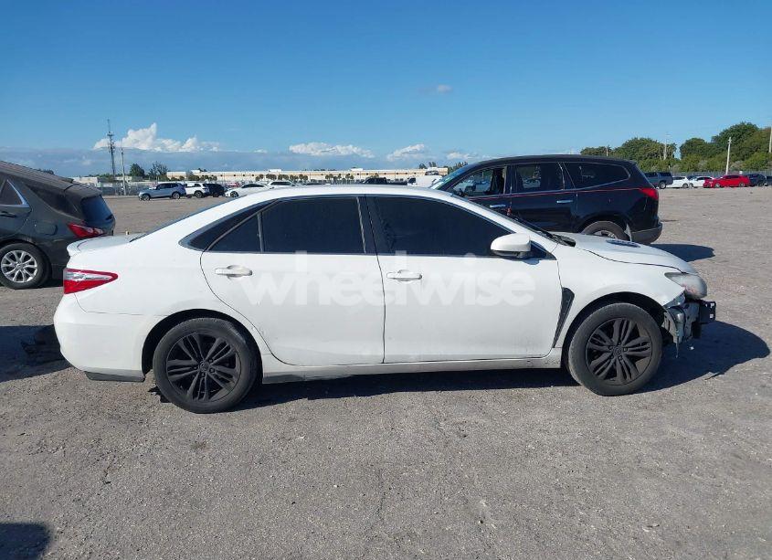 Photo 14 of 2017 Toyota Camry SE (VIN 4T1BF1FKXHU731671)