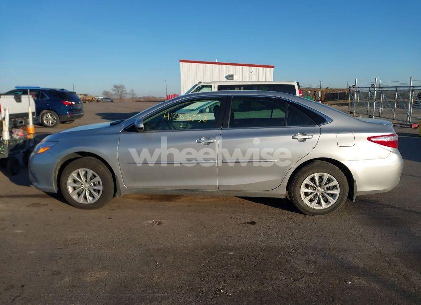 Photo 14 of 2017 Toyota Camry LE (VIN 4T1BF1FKXHU741326)