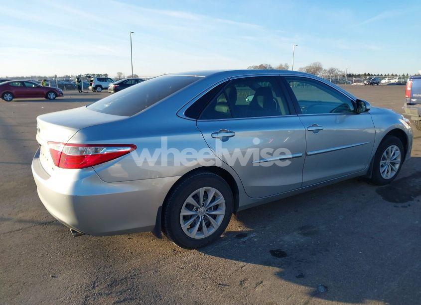 Photo 4 of 2017 Toyota Camry LE (VIN 4T1BF1FKXHU741326)