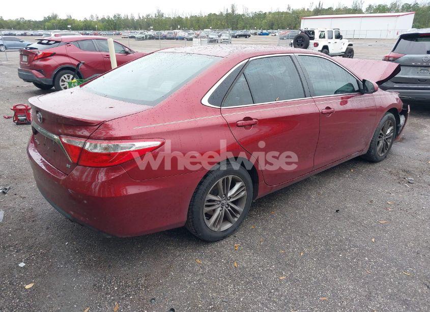 Photo 4 of 2017 Toyota Camry SE (VIN 4T1BF1FKXHU768509)