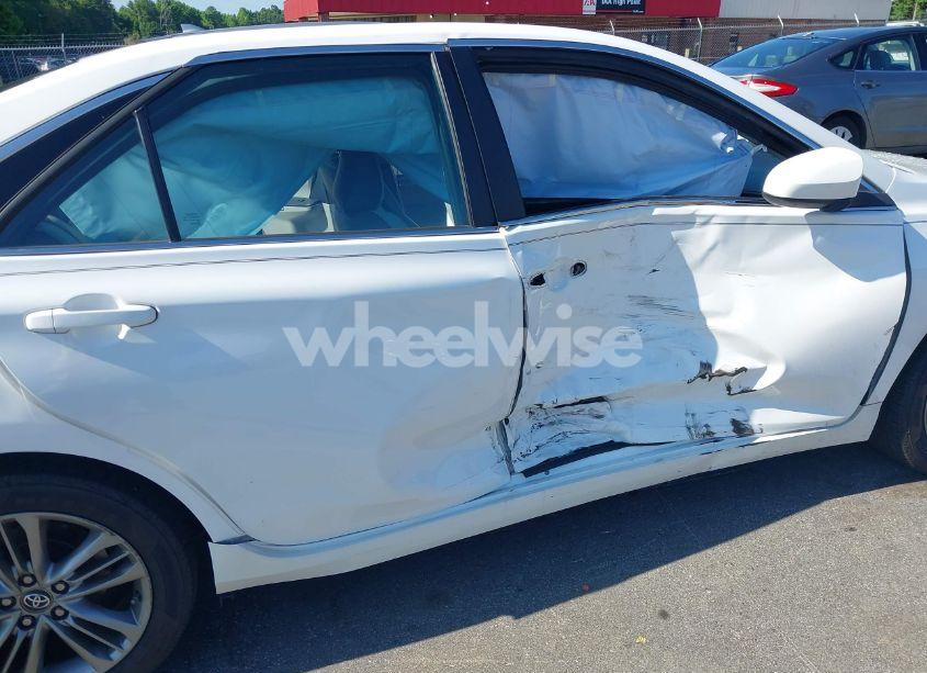 Photo 6 of 2017 Toyota Camry SE (VIN 4T1BF1FKXHU778831)