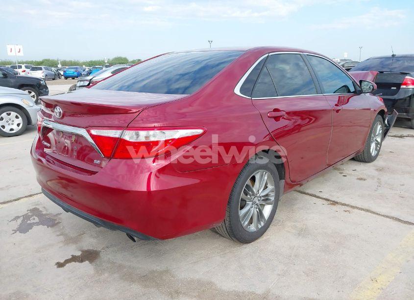 Photo 4 of 2017 Toyota Camry SE (VIN 4T1BF1FKXHU779607)