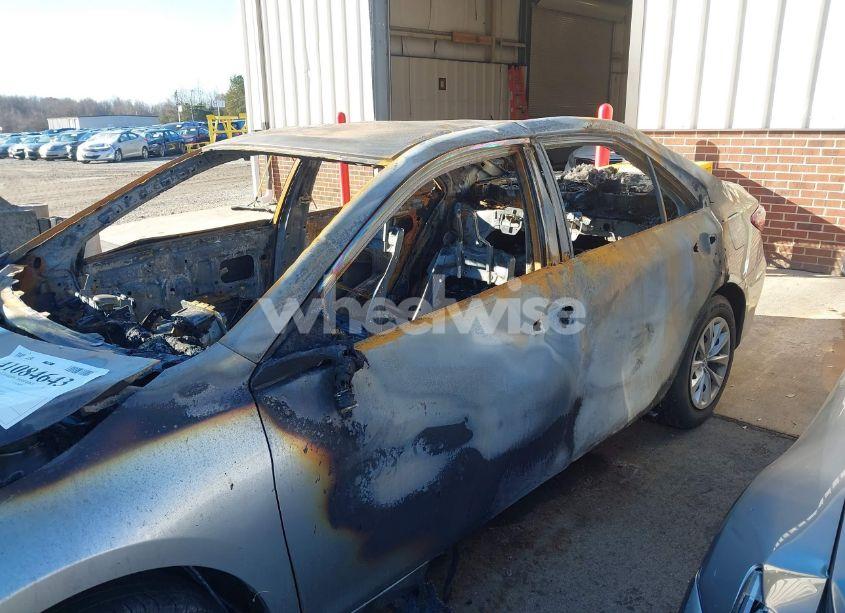 Photo 6 of 2017 Toyota Camry LE (VIN 4T1BF1FKXHU786279)