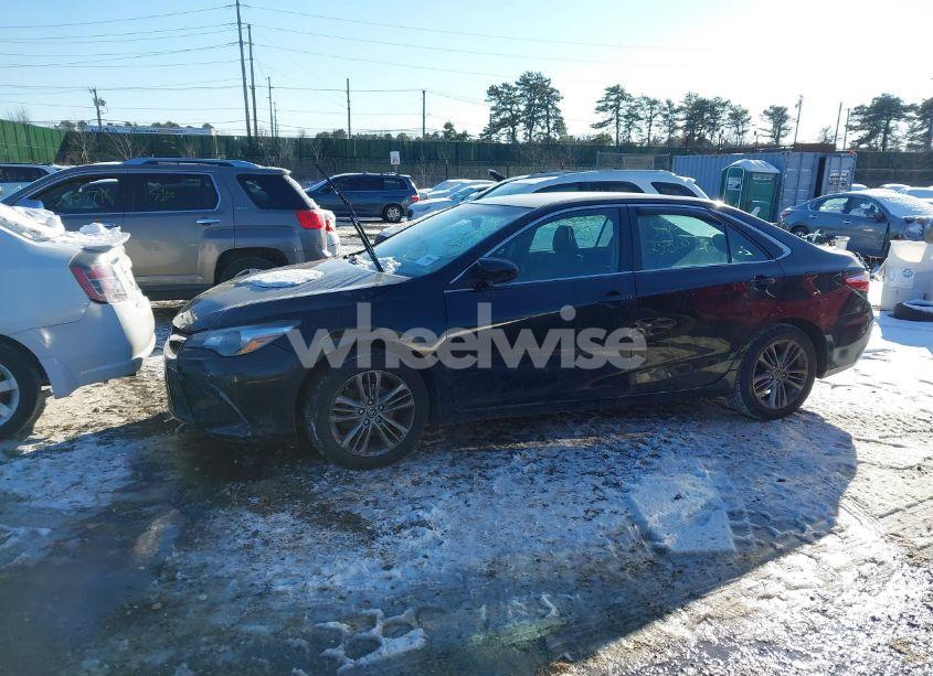 Photo 13 of 2017 Toyota Camry SE (VIN 4T1BF1FKXHU805784)